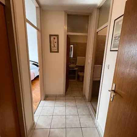 Sunny Corner Сплит