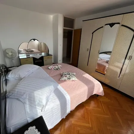 Sunny Corner * 스플리트